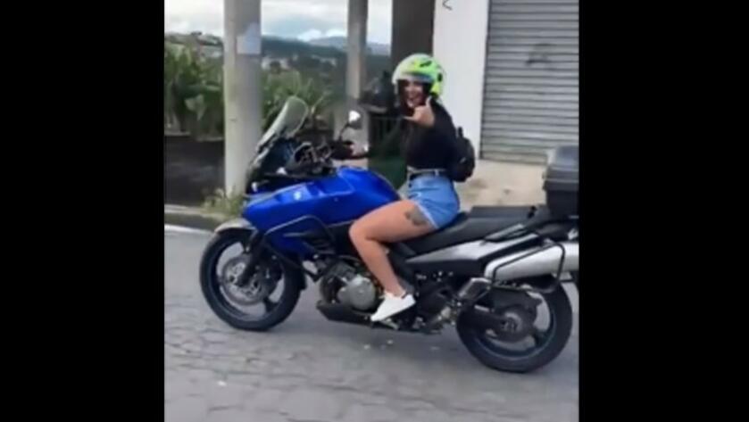 Mistrzyni prostej chciała się popisać jazdą na motocyklu