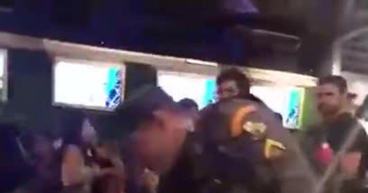 Pijana Karyna oblała policjanta alkoholem w twarz