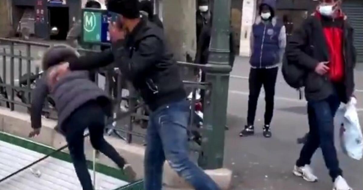 Imigrant zepchnął kobietę ze schodów w Paryżu [WIDEO]