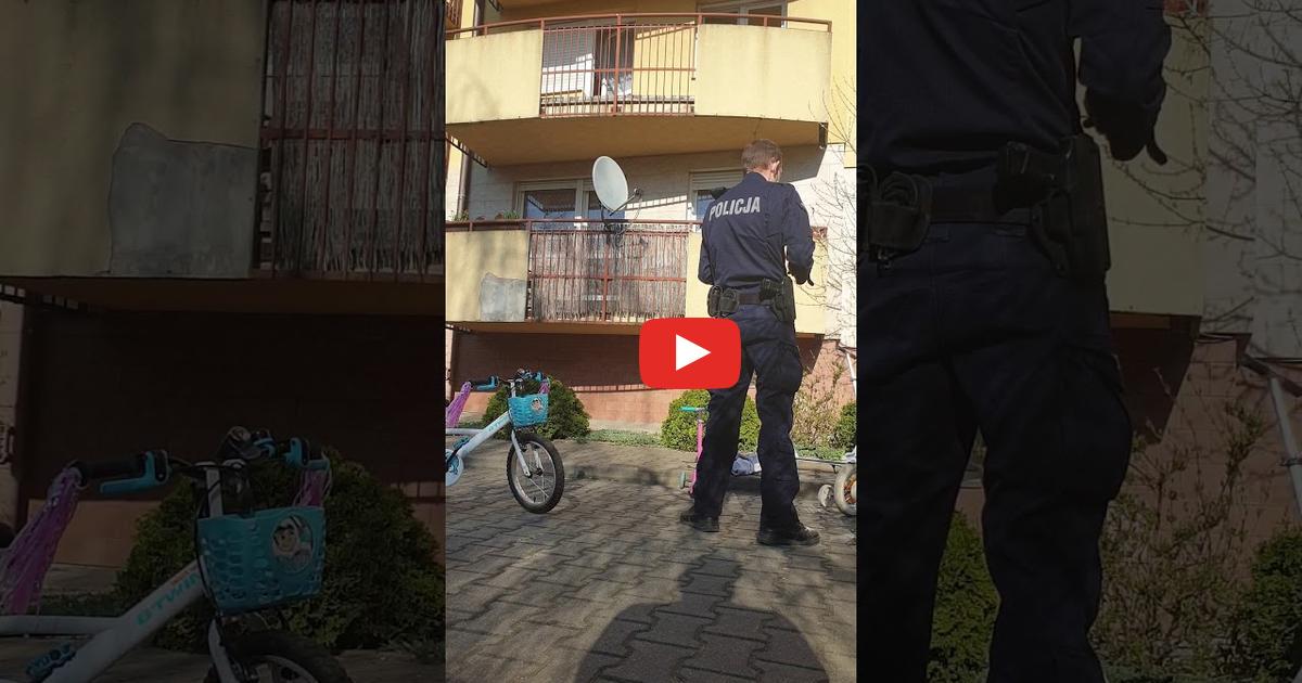 Policja pastwi się nad ojcem spacerującym z dziećmi…Policja pastwi się nad ojcem spacerującym z dziećmi…